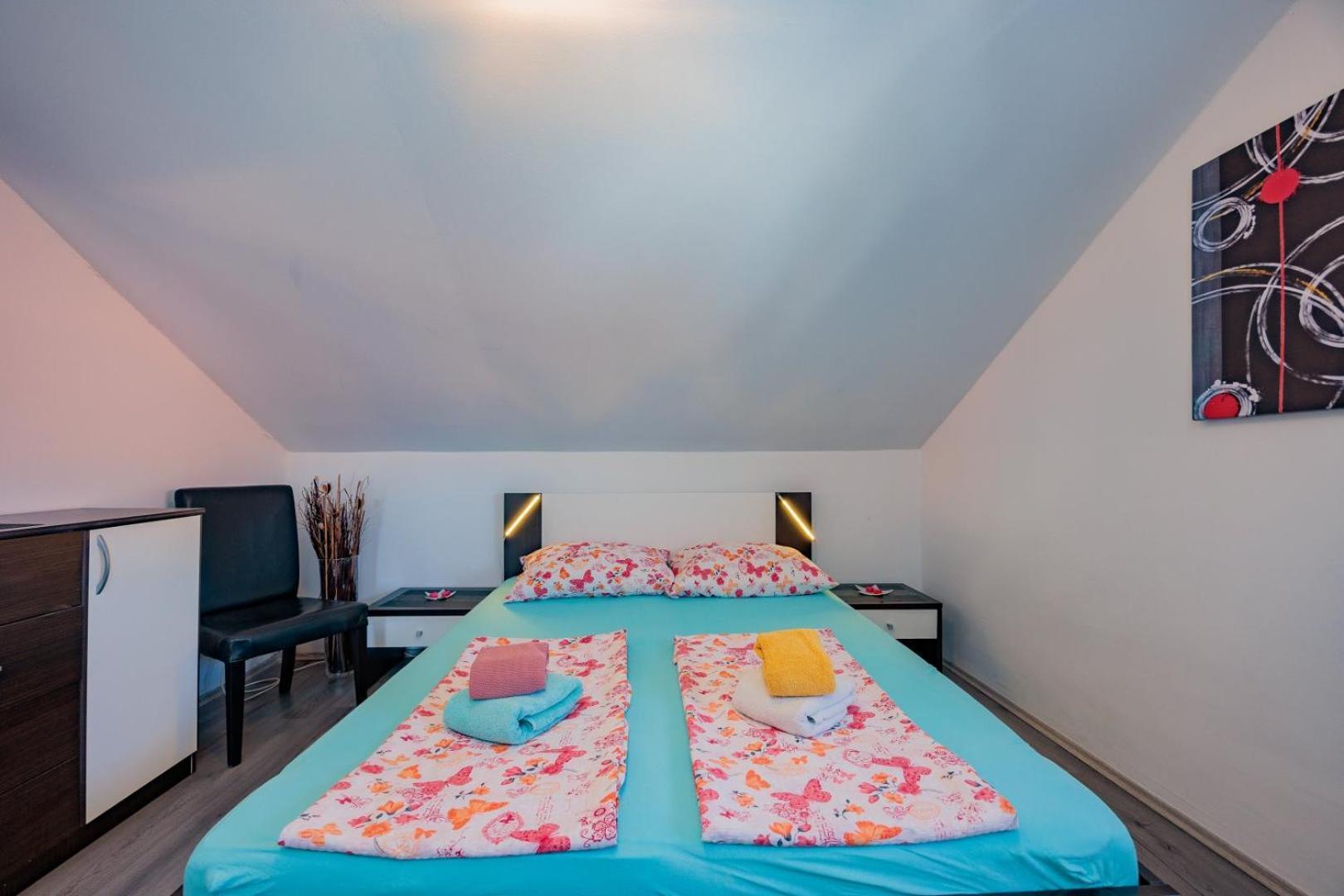 Crowonder Lucky Holiday House With Pool And Patio 30 Meters From The Beach Zára Kültér fotó