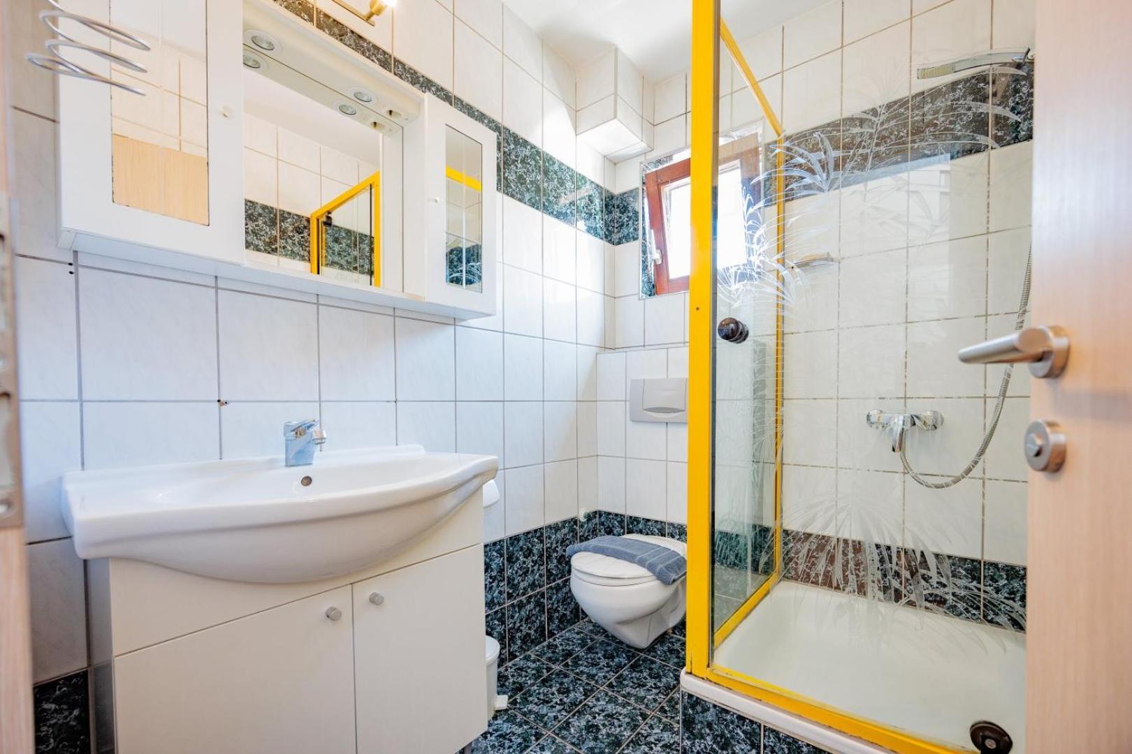 Crowonder Lucky Holiday House With Pool And Patio 30 Meters From The Beach Zára Kültér fotó