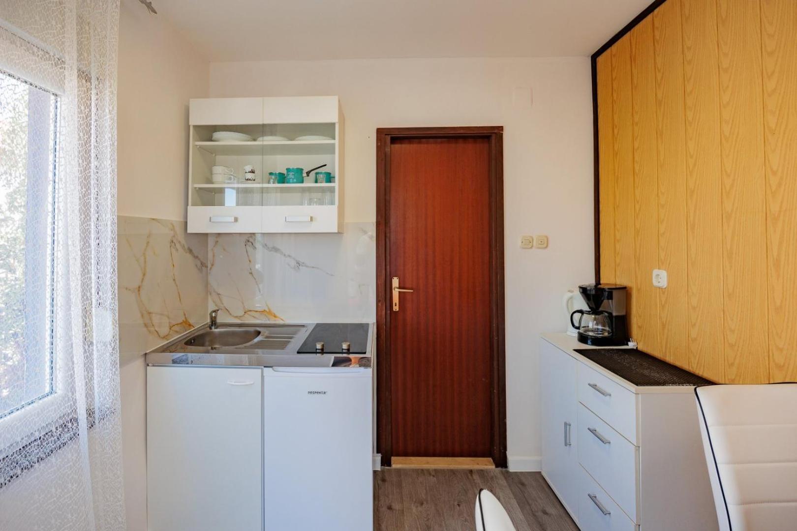 Crowonder Lucky Holiday House With Pool And Patio 30 Meters From The Beach Zára Kültér fotó