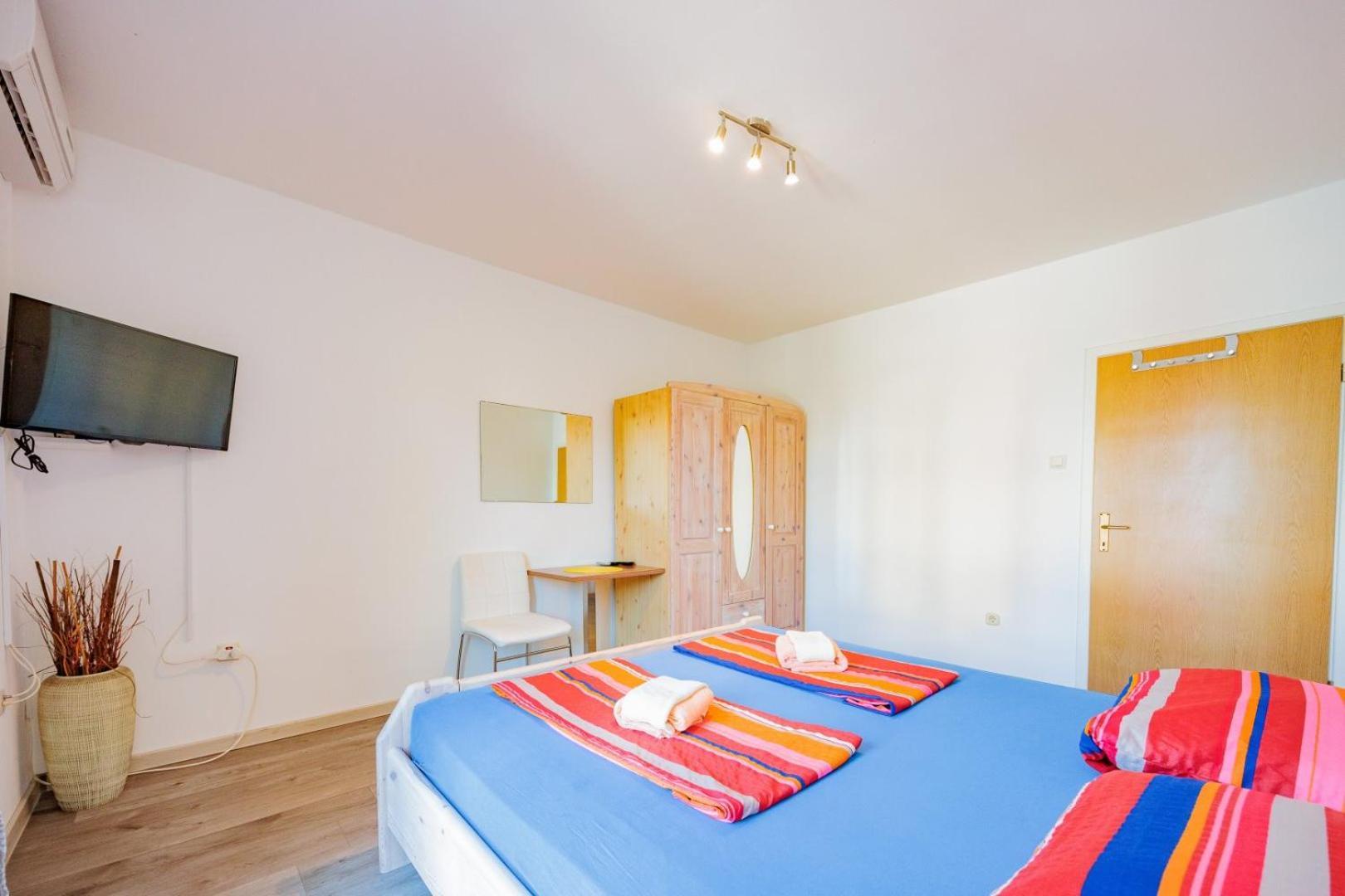 Crowonder Lucky Holiday House With Pool And Patio 30 Meters From The Beach Zára Kültér fotó